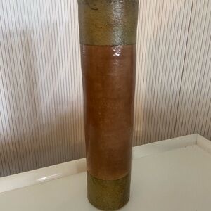 Elegant Brown and Green Decorative Vase
Cylinder shape.   H. 12” x. 3” diameter